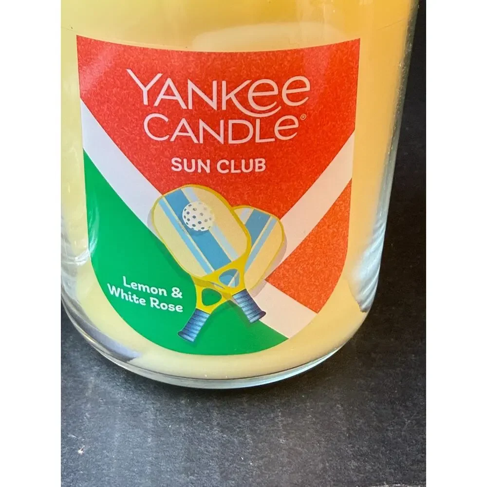 Yankee Candle LEMON & WHITE ROSE 22 oz Pickleball Single Wick Large Jar Candle